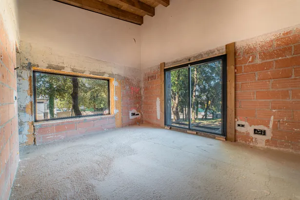 Newly built detached villa