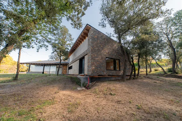 Newly built detached villa