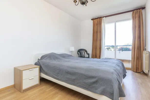 Ático en venta en Sant Andreu de Llavaneres, con 250 m2, 6 habitaciones y 3 baños, Piscina, 2 plazas de Garaje, Ascensor, Aire acondicionado y Calefacción Gas.