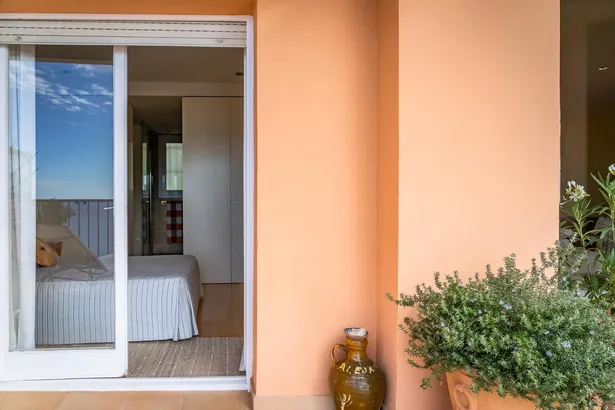 Dúplex àtic a Llafranc amb el que importa: llum, vistes i lloc per al cotxe