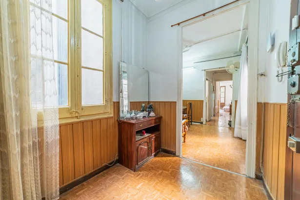 Piso en venta en calle Junta de Comerç