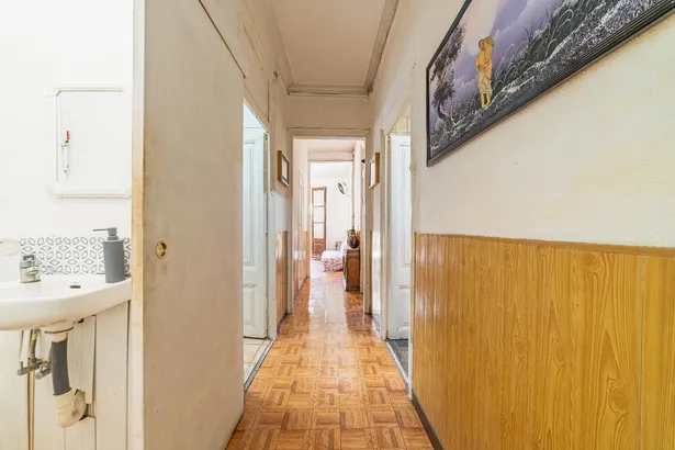 Piso en venta en calle Junta de Comerç