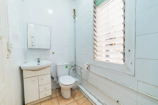 Piso en venta en calle Junta de Comerç