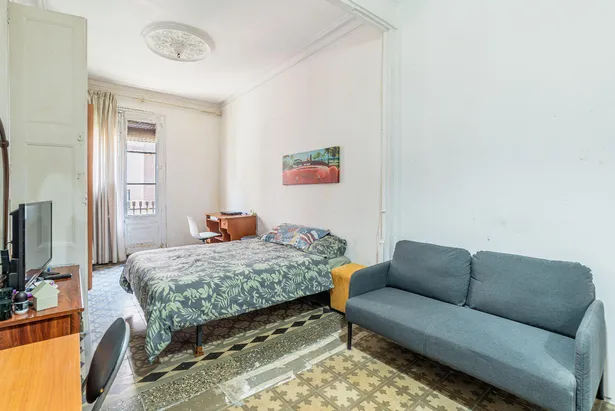 Piso en venta en calle Junta de Comerç