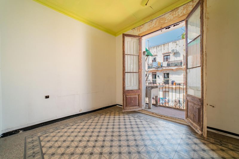 Piso en venta Barcelona. Ref: 2564. CORREDOR MATÓ