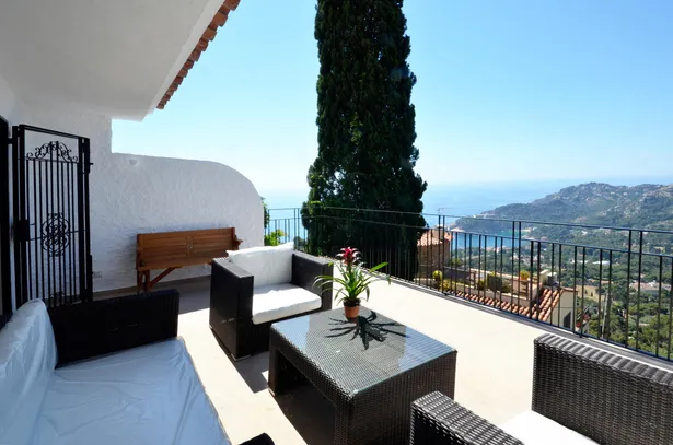 Casa amb vistes al mar i piscina privada a Begur, Aiguablava