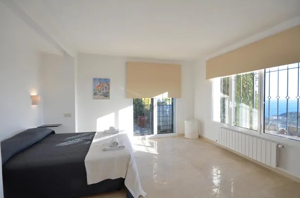 Casa amb vistes al mar i piscina privada a Begur, Aiguablava
