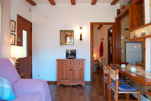 Petit apartament àtic amb terrassa al cor de Tamariu