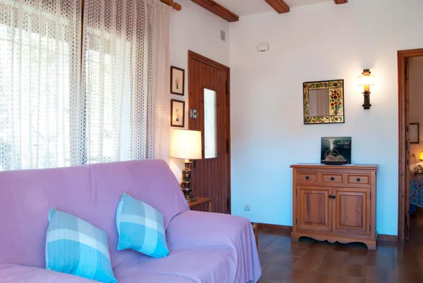 Petit apartament àtic amb terrassa al cor de Tamariu