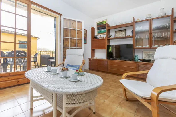Calella de Palafrugell – Casa pareada con jardín privado y piscina comunitaria