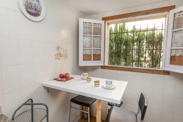 Calella de Palafrugell – Casa pareada con jardín privado y piscina comunitaria