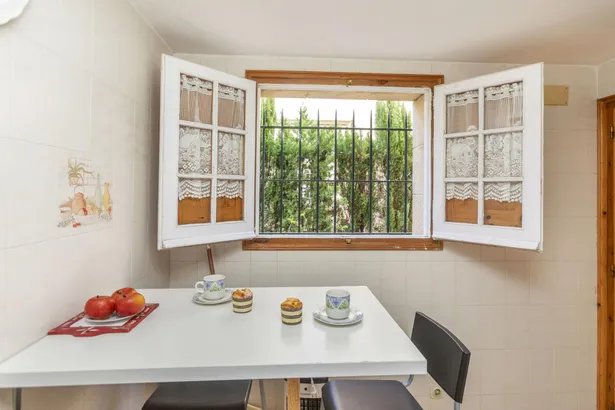 Calella de Palafrugell – Casa pareada con jardín privado y piscina comunitaria