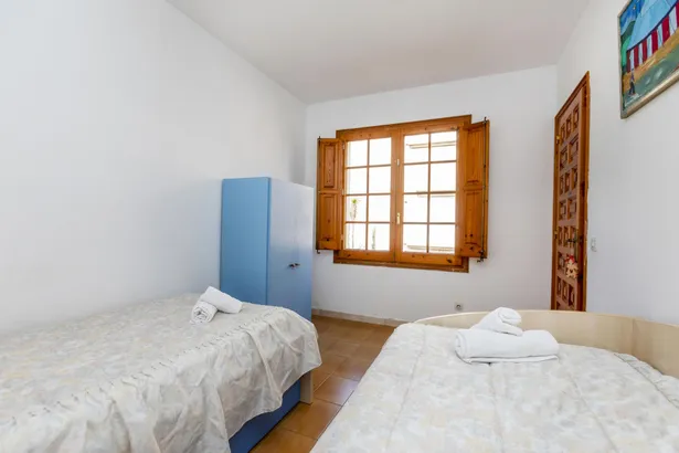 Calella de Palafrugell – Casa pareada con jardín privado y piscina comunitaria