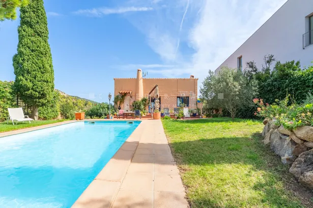 Propietat exclusiva amb vistes panoràmiques a Aiguablava i accés a dues de les cales més desitjades de la Costa Brava