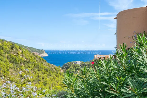 Propietat exclusiva amb vistes panoràmiques a Aiguablava i accés a dues de les cales més desitjades de la Costa Brava