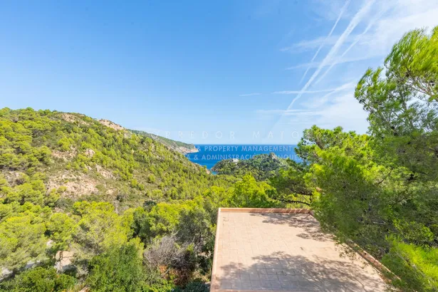 Propietat exclusiva amb vistes panoràmiques a Aiguablava i accés a dues de les cales més desitjades de la Costa Brava