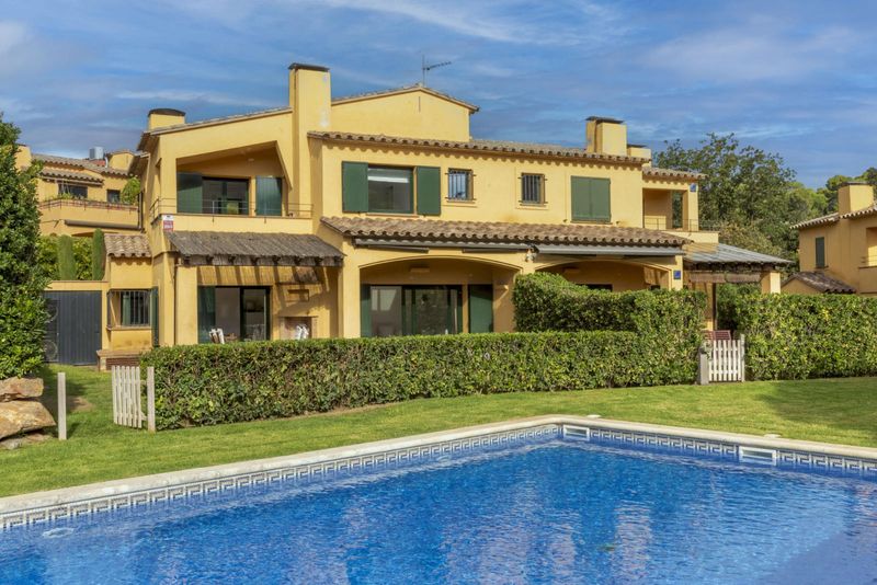 Chalet Independiente en venta Llafranc, Girona. Ref: 2643. CORREDOR MATÓ