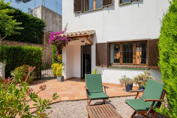 Casa en LLafranc situada a 400 metros de la playa