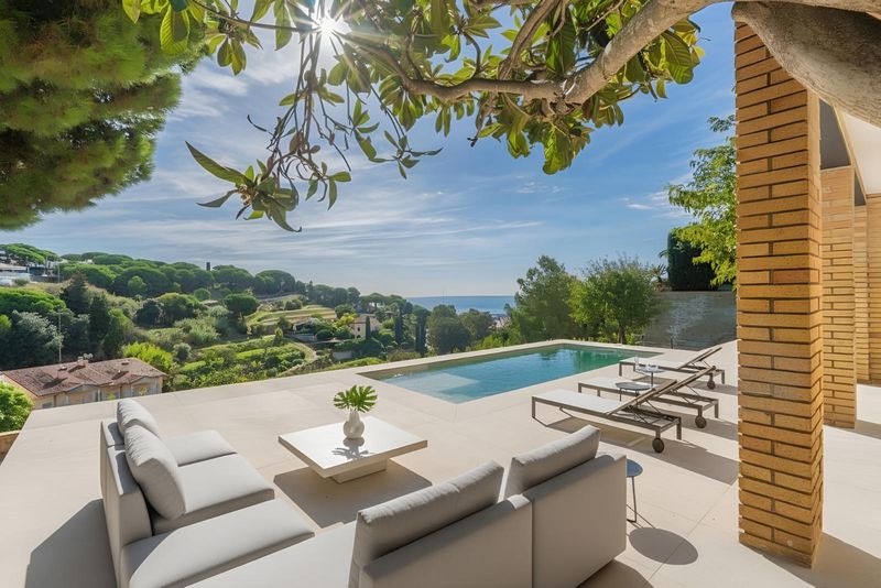 Chalet Independiente en venta Arenys De Mar, Barcelona. Ref: 2661. CORREDOR MATÓ