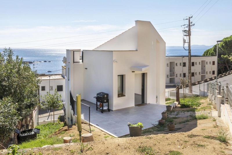 Chalet Independiente en venta Roses, Girona. Ref: 2662. CORREDOR MATÓ