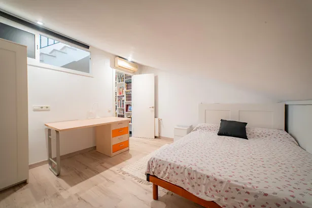 Triplex in the centre of Mataró – Space, light and urban living