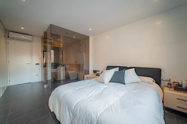 Triplex in the centre of Mataró – Space, light and urban living