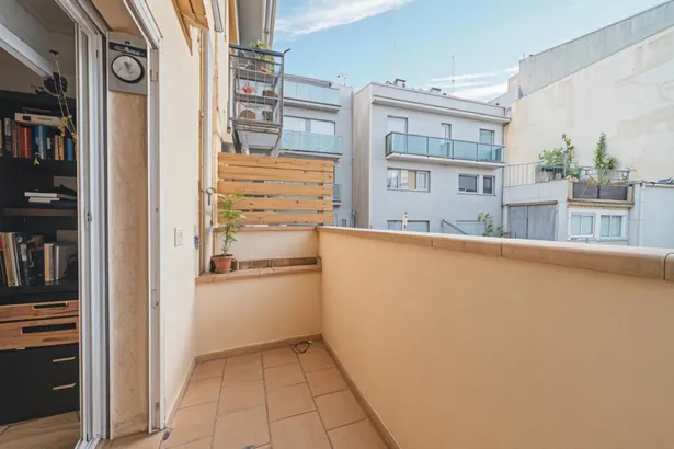 Triplex in the centre of Mataró – Space, light and urban living