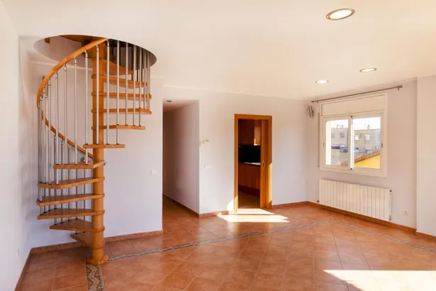 Dúplex amb terrassa i vistes obertes