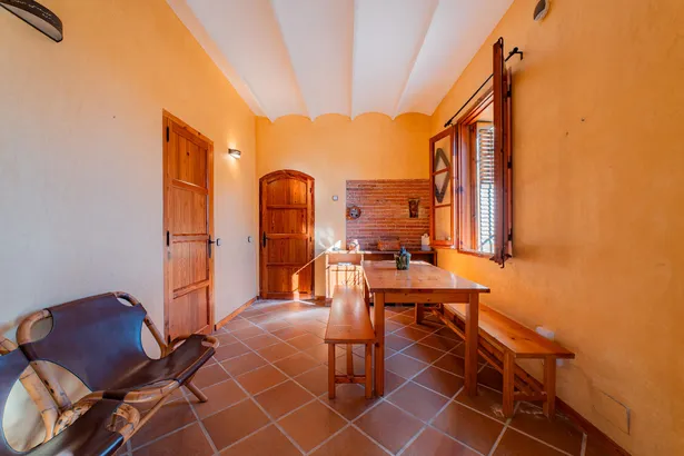 Masia amb vistes al mar i 14.000 m² de parcel·la