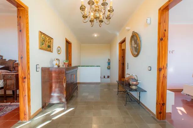 Masia amb vistes al mar i 14.000 m² de parcel·la
