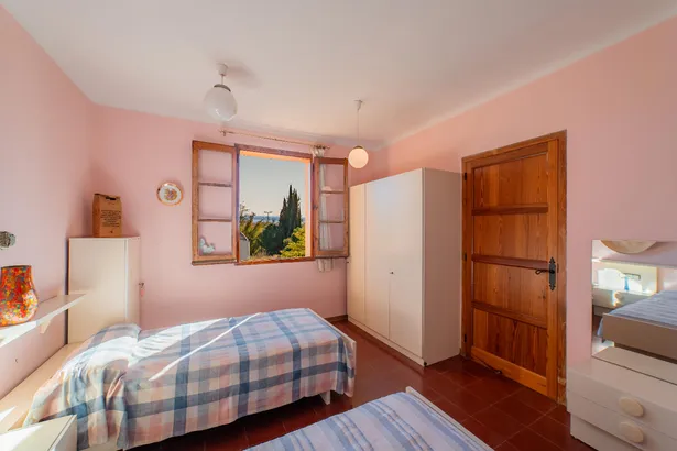 Masia amb vistes al mar i 14.000 m² de parcel·la