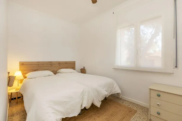 Apartament cantoner a 300 metres d’Aigua Xelida – Llum, calma i vida mediterrània