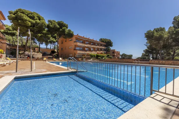 Apartament cantoner a 300 metres d’Aigua Xelida – Llum, calma i vida mediterrània