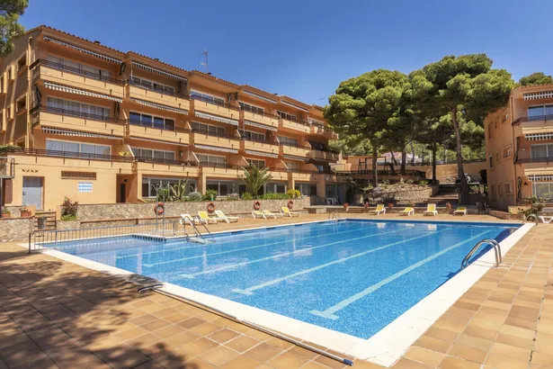 Apartament cantoner a 300 metres d’Aigua Xelida – Llum, calma i vida mediterrània