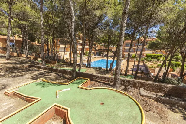 Apartament cantoner a 300 metres d’Aigua Xelida – Llum, calma i vida mediterrània