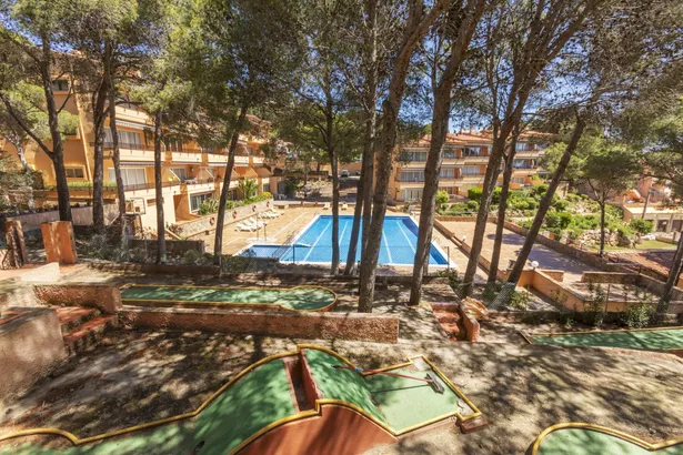 Apartament cantoner a 300 metres d’Aigua Xelida – Llum, calma i vida mediterrània