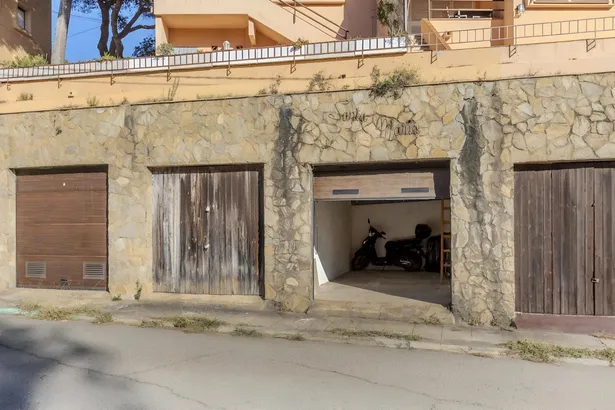 Apartament cantoner a 300 metres d’Aigua Xelida – Llum, calma i vida mediterrània