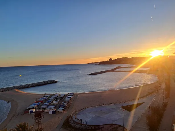Pis en primera línia de mar a Sant Antoni de Calonge – Llum, mar i una llar feta a mida
