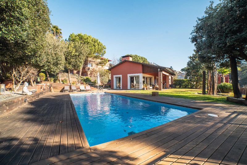 Chalet Independiente en venta Sant Cugat del Vallès, Barcelona. Ref: 2691. CORREDOR MATÓ