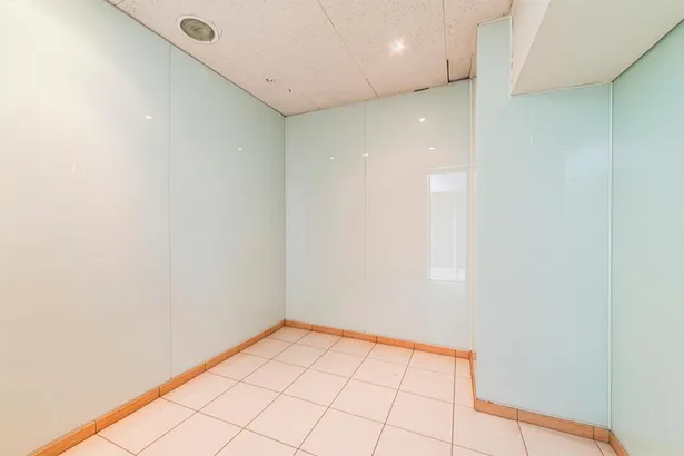 Local comercial en zona Pau Casals