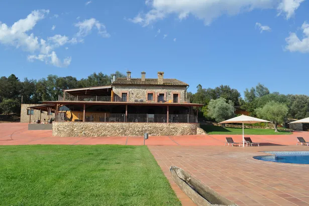 Masia Catalana del Segle XVII, totalment restaurada