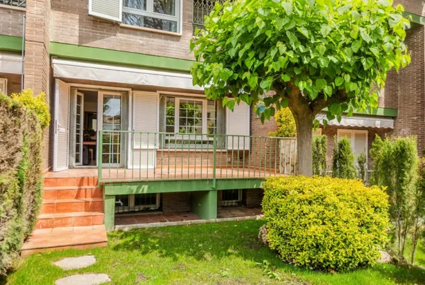 Casa  adossada a Llafranc a tan sols 500 metres de la platja
