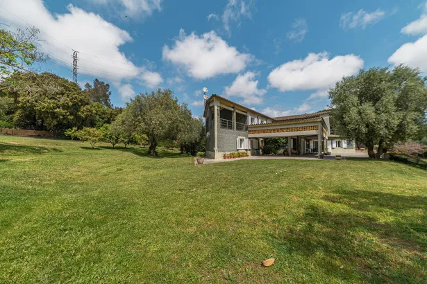 Finca única con más de 7.000 m² de privacidad a un paso de Barcelona
