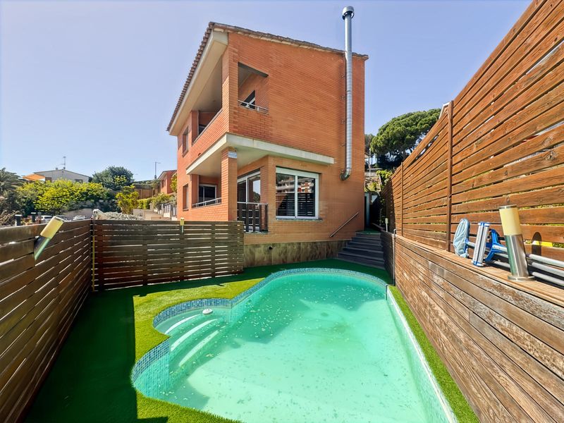 Cases en venda Sant Vicenç de Montalt, Barcelona. Ref: 2784. CORREDOR MATÓ