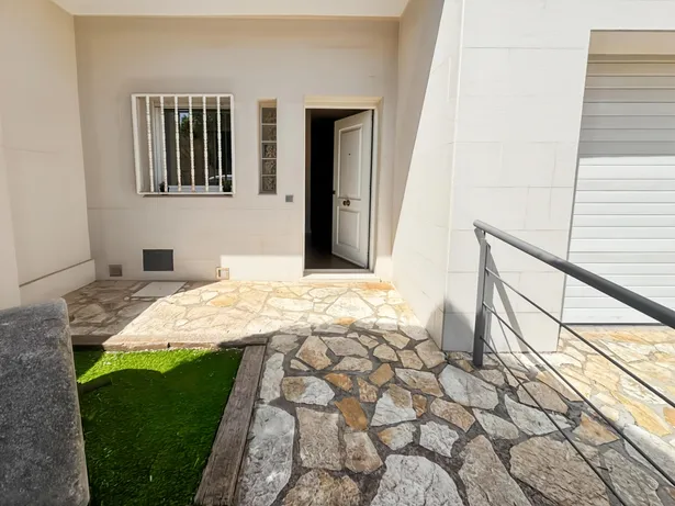 Exclusiva residència a Sant Vicenç de Montalt