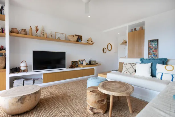 Exclusiva oportunitat a Tamariu — Apartament totalment reformat amb vistes al mar