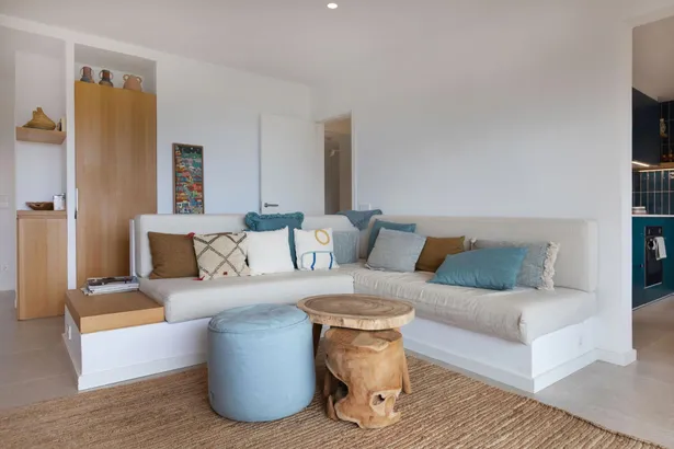 Exclusiva oportunitat a Tamariu — Apartament totalment reformat amb vistes al mar