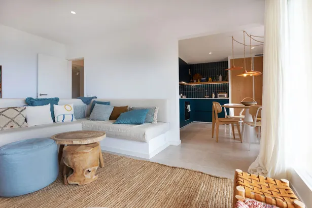 Exclusiva oportunitat a Tamariu — Apartament totalment reformat amb vistes al mar