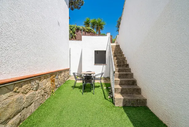 Encantadora casa de poble a Caldes d’Estrac