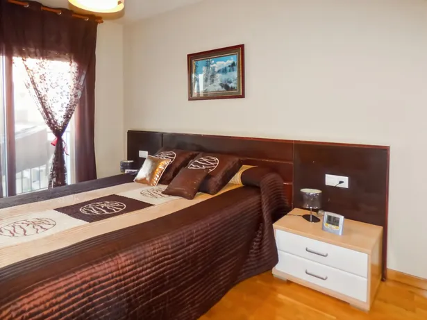 TRIPLEX EN VENTA EN CALELLA.